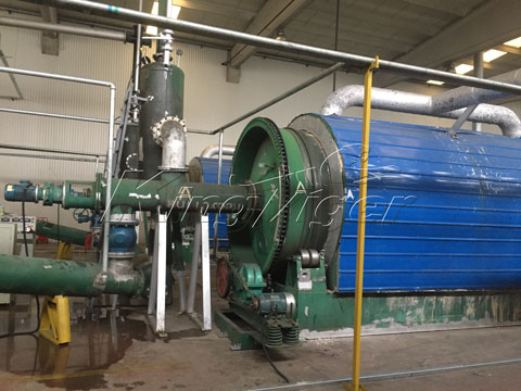 tyre pyrolysis machines